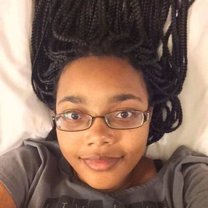 Meet your Posher, Cassandra